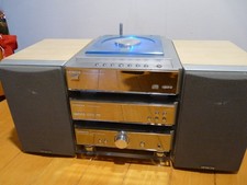 Hitachi AX-M130 cd system