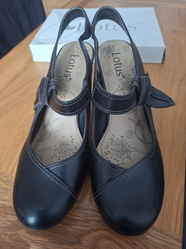 Womens shoes size made - 7,