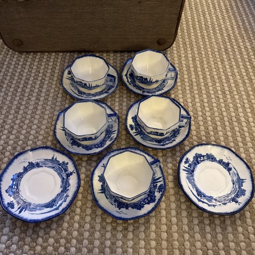 Vintage royal doulton - royal, cups