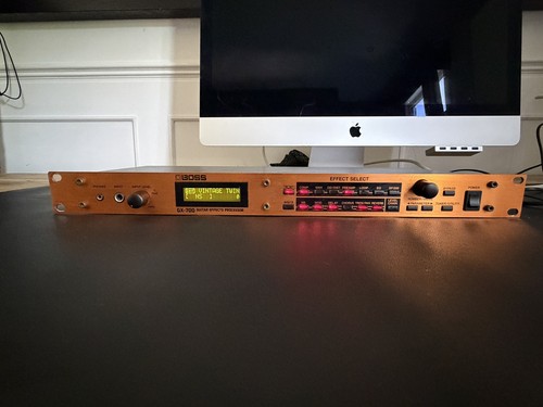 Boss 700 guitar effects - boss, gx-700