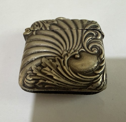 Antique silver plated match - silver,