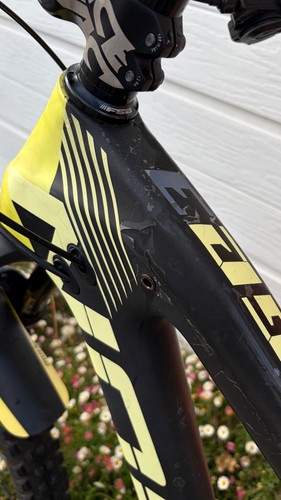 Full suspension mountain - mountain, bike