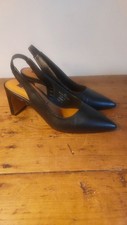 MARKS AND SPENCER BLACK LEATHER SHOES SIZE 4.5 BRAND NEW