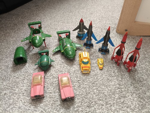 Piece thunderbirds bundle - 12,