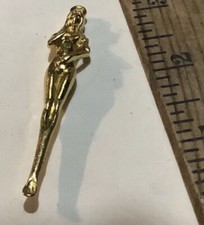 Vintage 1970 gold metal - vintage, 1970’s