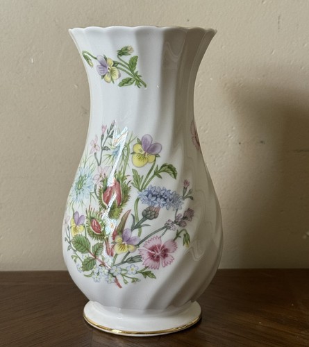 Aynsley wild tudor pattern - wild,