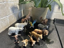 Schleich animals 12 bundle -