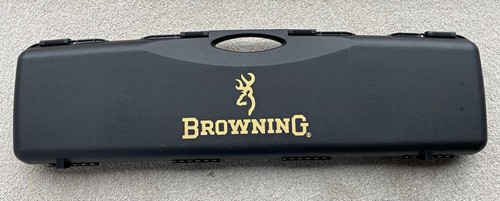 Browning hard shotgun - shotgun, case