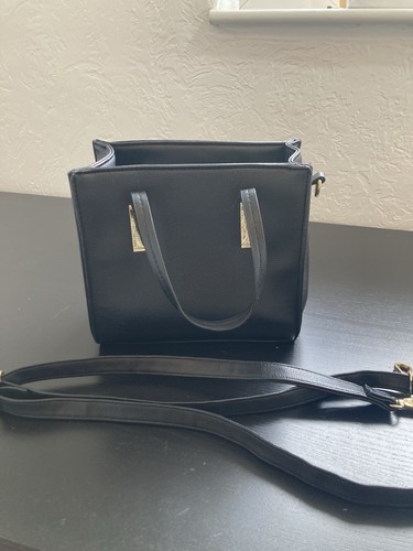 Small bag with carry - small,