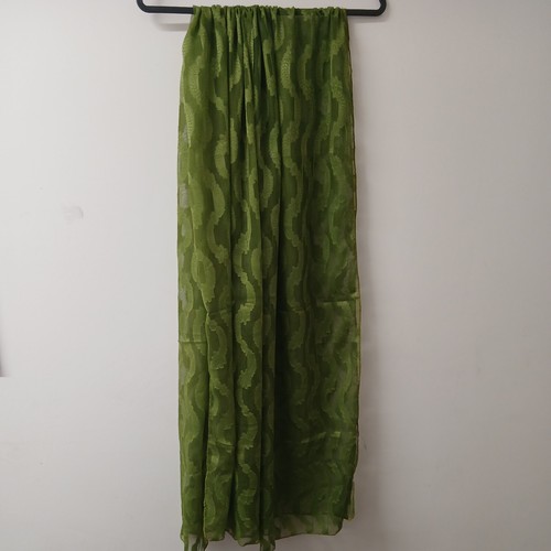 Parrot green colour - 2.5, yard
