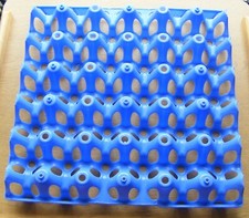 10 Plastic Egg Trays.Holds 30 Eggs.Stackable.Please see description and photos#1