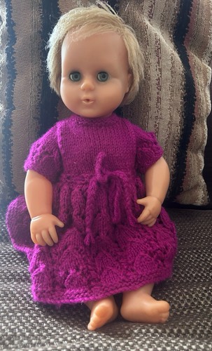Tiny tears 16d - vintage, doll