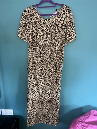 Leopard print tshirt dress