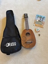 Luna Tattoo Soprano Pineapple