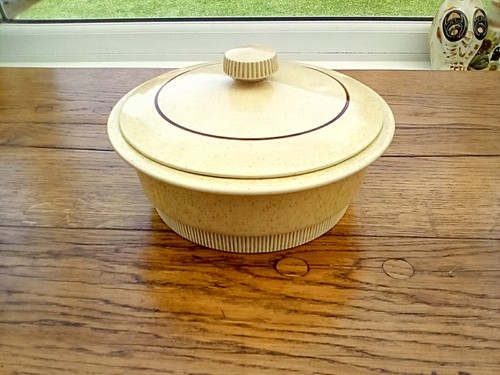 Poole pottery broadstone beige - broadstone,