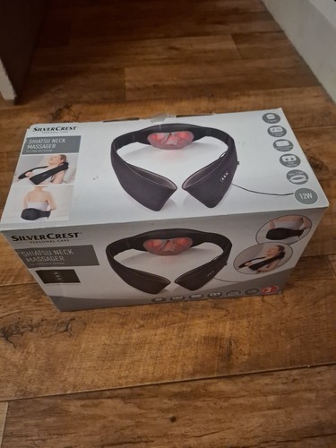 Silver crest shiatsu - silver, neck