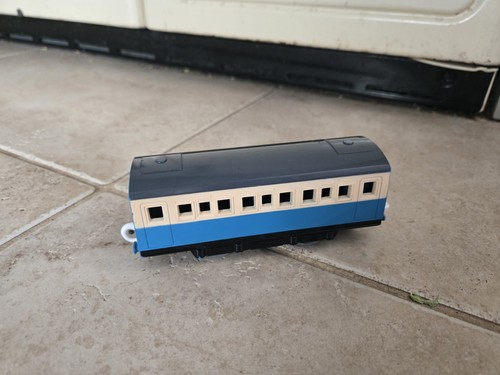 Blue express coaches - x,