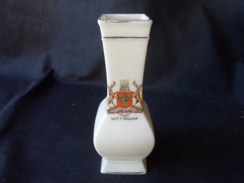Shelley crested china kang - shelley,