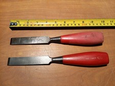 2 Vintage Footprint 3/4"