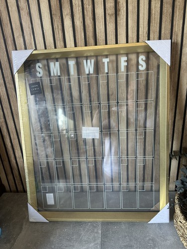 John lewis days the week - days, of