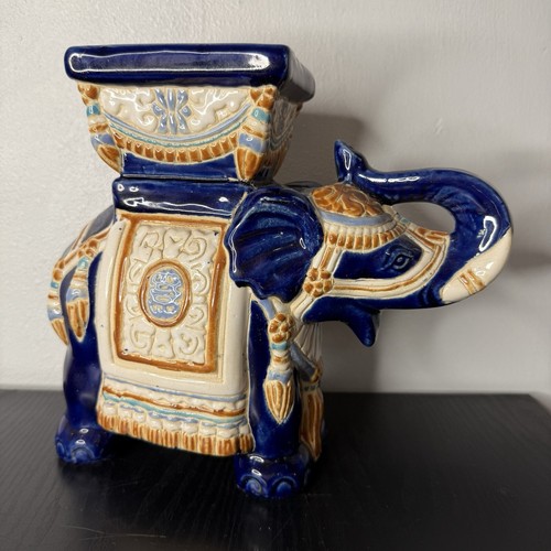 Asian ceramic trunk - ceramic, up