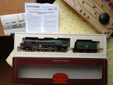 HORNBY R2010 SPECIAL ED BR GREEN BRITANNIA LORD ROBERTS 70042 OO NOS PLEASE READ