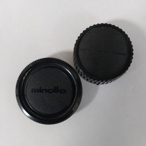 Set minolta lens - body, cap