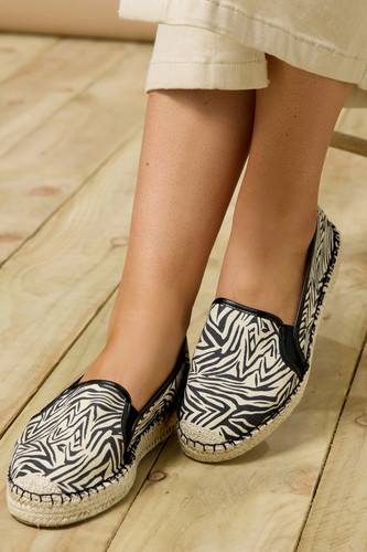 Evans zebra print espadrille - print,