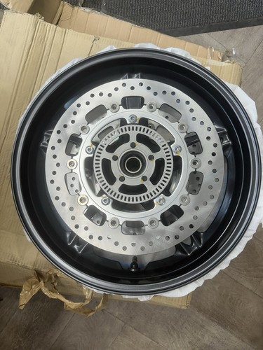 Genuine oem triumph - genuine, front