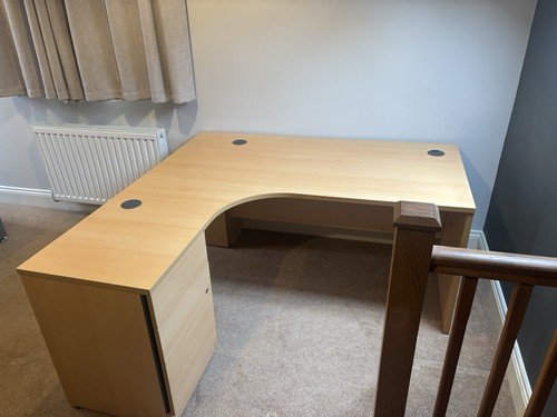 Wooden corner desk - wooden,