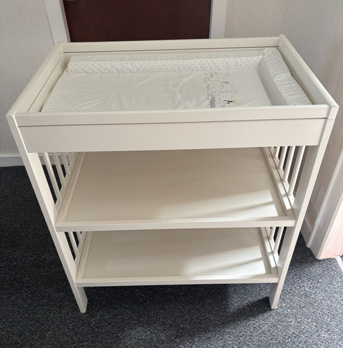White wooden baby changing - white,