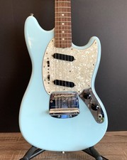 Fender MG-65  Mustang Reissue