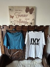 Ivy Park T Shirt Tops Woman’s Size S Small Basic & Cropped White & Turquoise