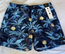 Men’s Hurley 17” Board