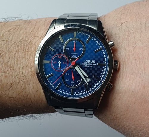 Lorus sport chronograph - lorus,