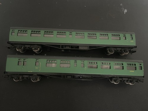 Bachmann green coaches - 2,