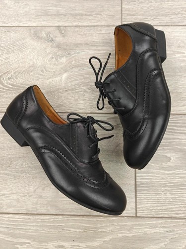 Low heel brogue lace flat - lace,
