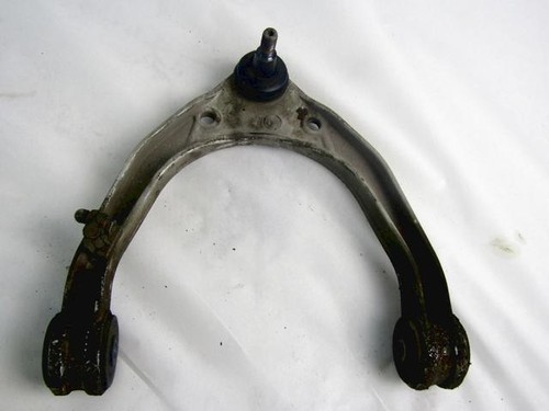 Front right control arm - front,