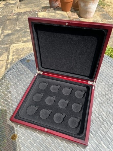 Coin display box - box,,