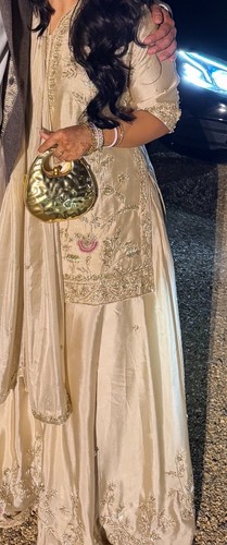Champagne gold embroidered - champagne,