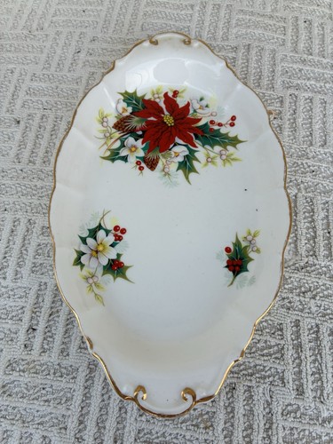 Royal albert poinsettia - royal, oval