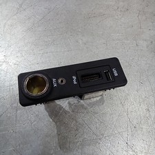 Jaguar XF X250 2008-2015 Auxiliary Audio Jack Media In Switch & 12v Power Socket