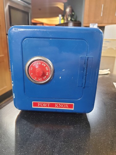 Vintage 1960s fort - vintage, metal