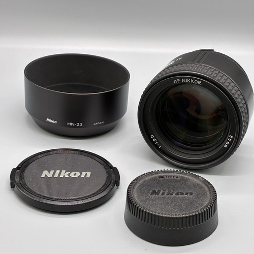 Nikon nikkor 85mm 1 8d - nikkor,