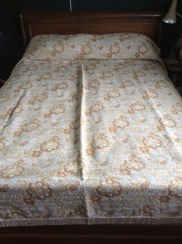 Vintage double bed embroidered - bed,