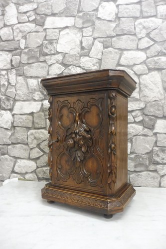 Antique wooden wall cabinet
