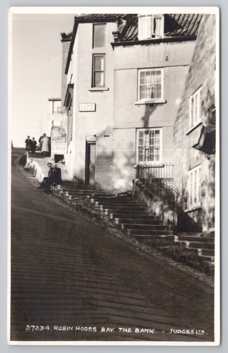 Rppc robin hoods bay - robin, the