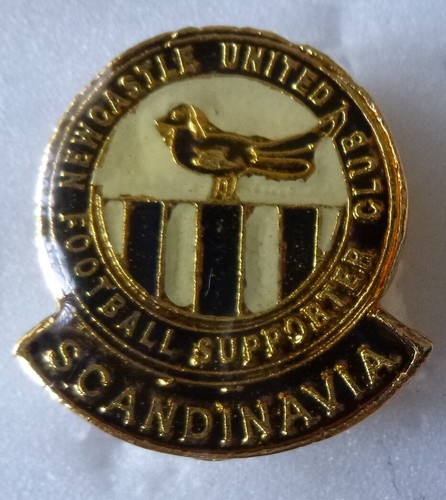 Newcastle united enamel pin - enamel,