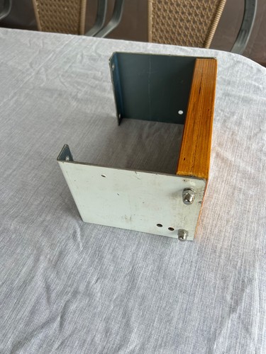 Outboard bracket adjustable