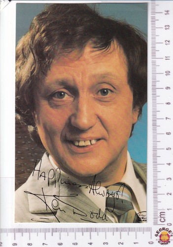 Ken dodd comedian actor - dodd, singer